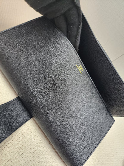 Hermes Noir Chevre Mysore Medor 23 Clutch (GHW)