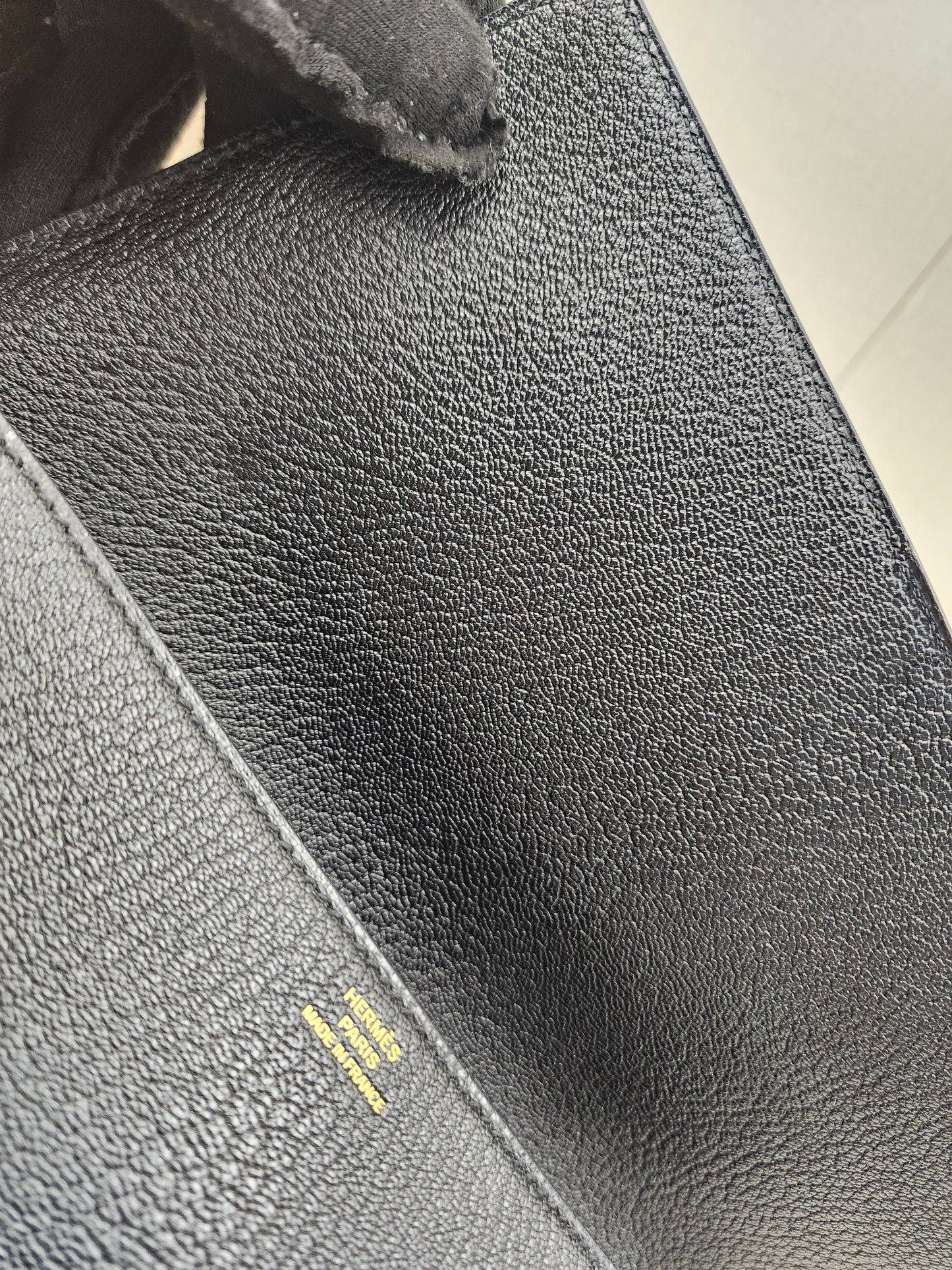 Hermes Noir Chevre Mysore Medor 23 Clutch (GHW)