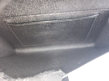Hermes Noir Chevre Mysore Medor 23 Clutch (GHW)
