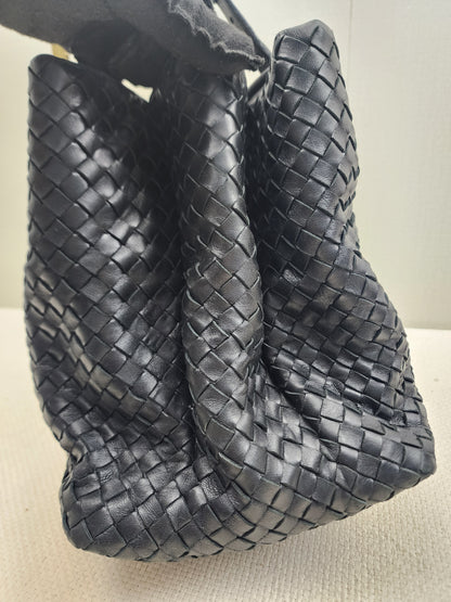 Bottega Veneta Black Medium Roma Nappa Intreciato