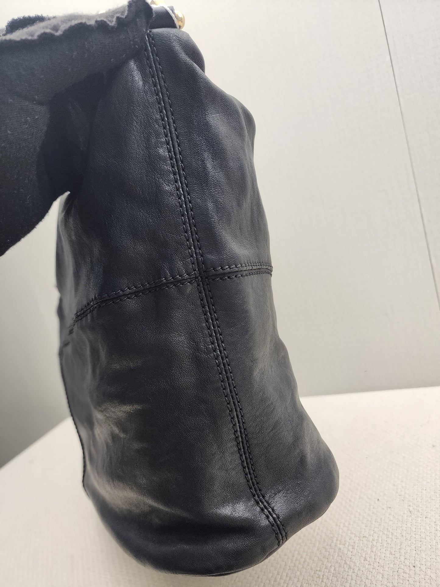 Givenchy Black Nightingale