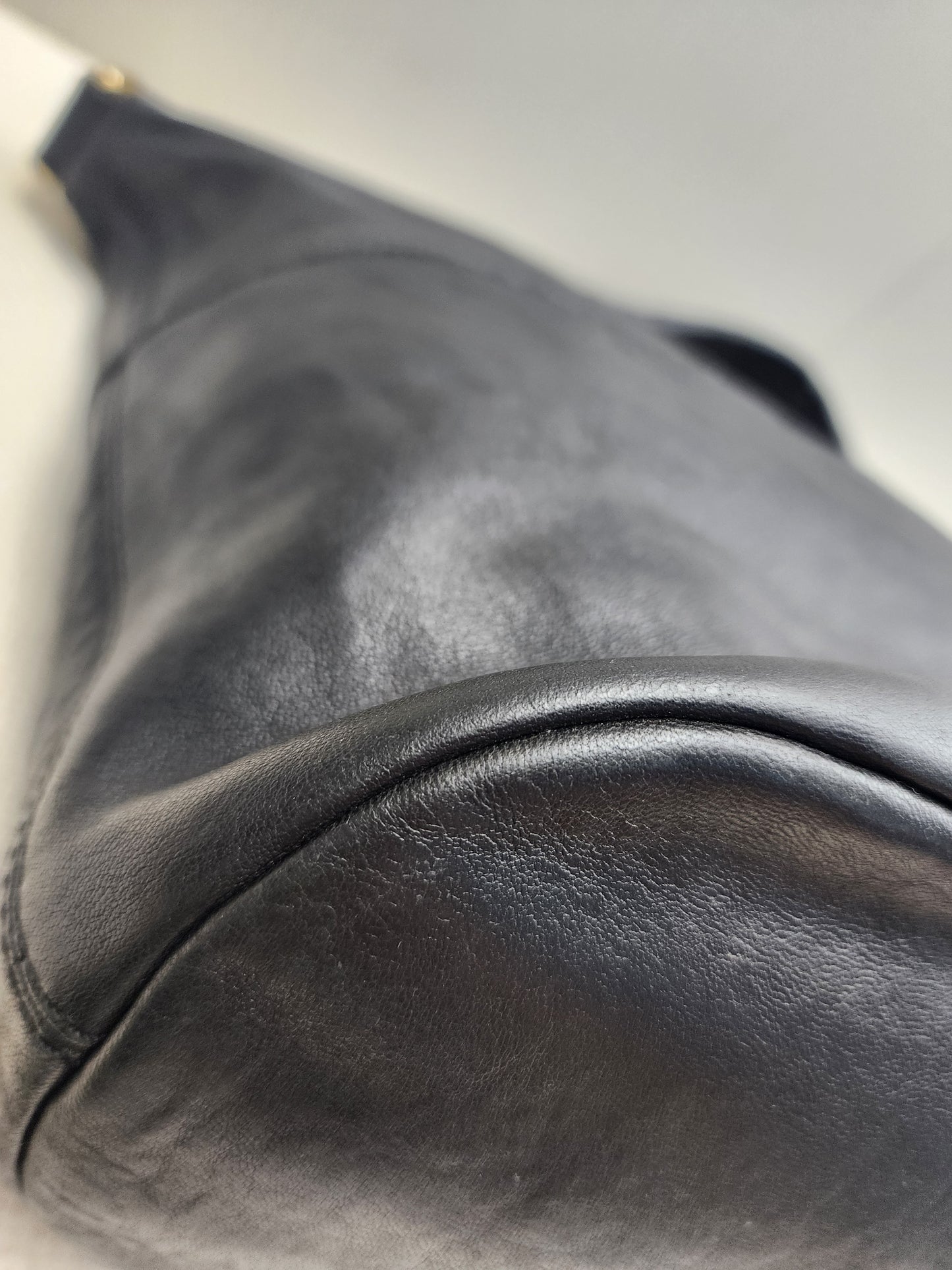 Givenchy Black Nightingale