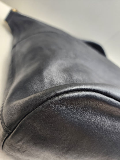 Givenchy Black Nightingale