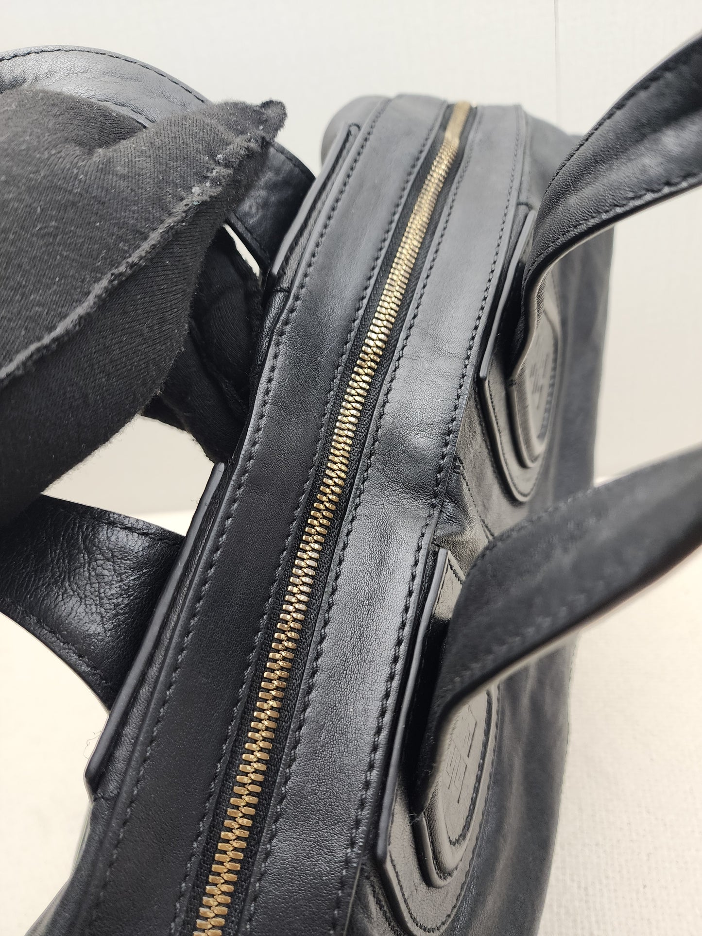 Givenchy Black Nightingale