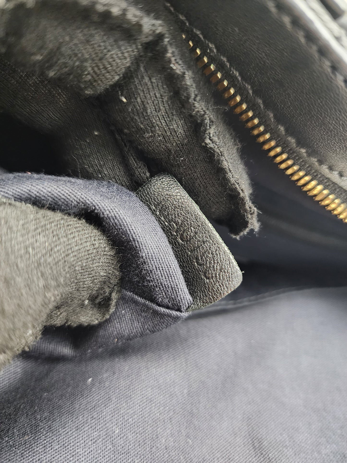 Givenchy Black Nightingale