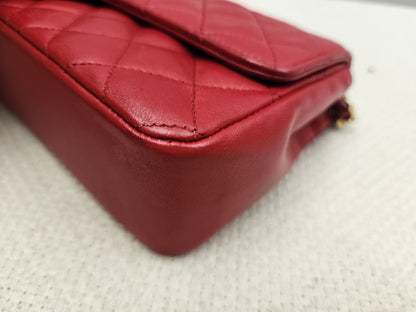 Chanel Red Lambskin Vintage Single Flap (GHW)