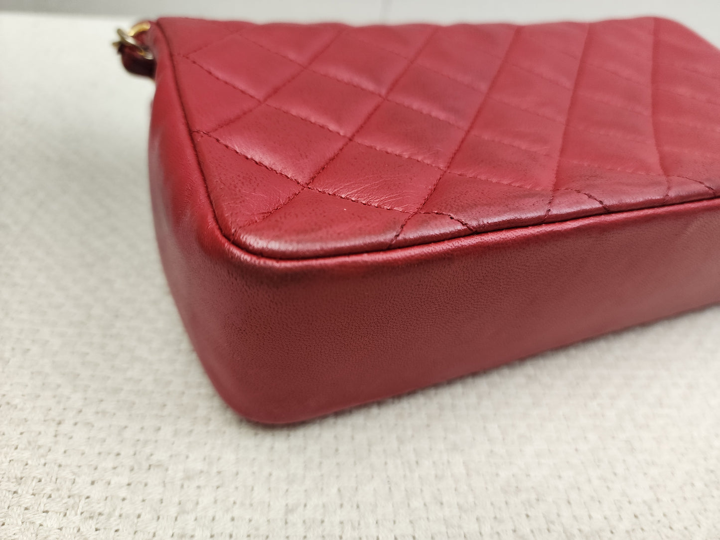 Chanel Red Lambskin Vintage Single Flap (GHW)