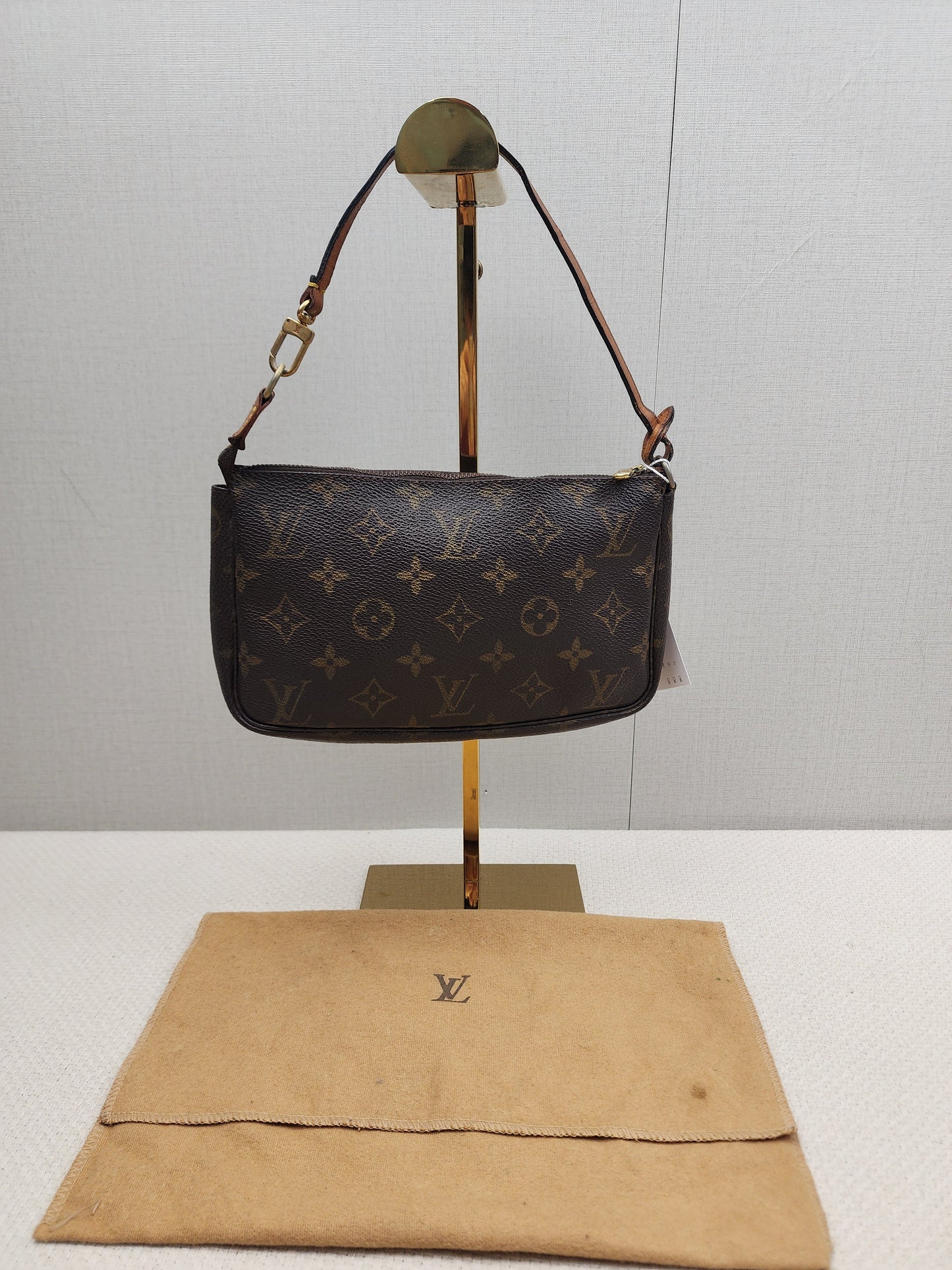 LV Monogram Vintage Pochette