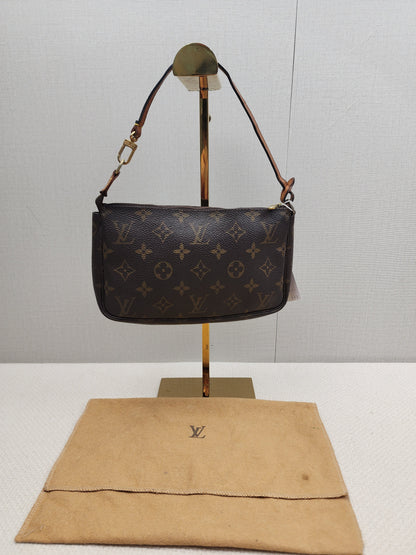 LV Monogram Vintage Pochette