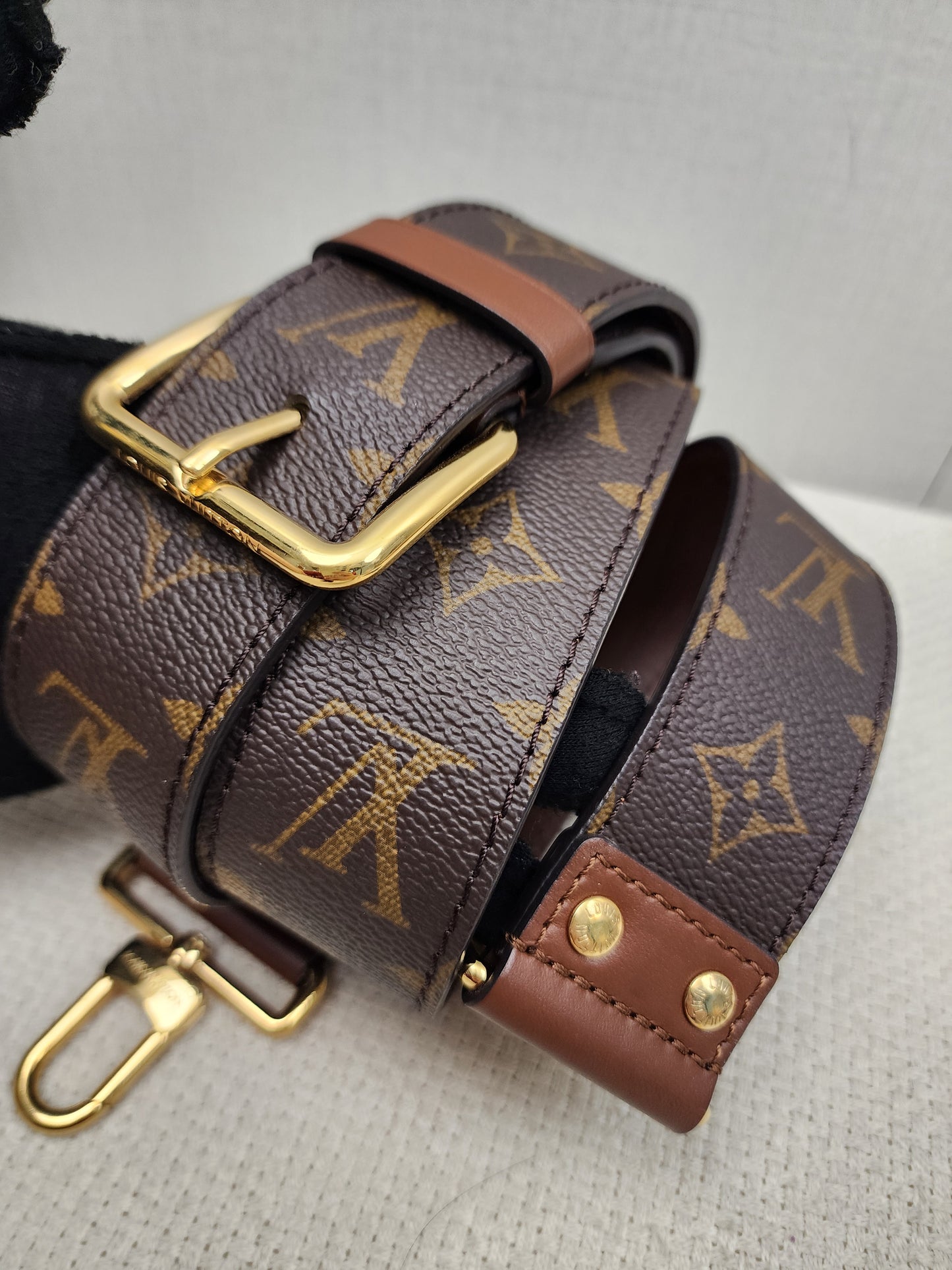 LV Reverse Monogram Papillon Trunk