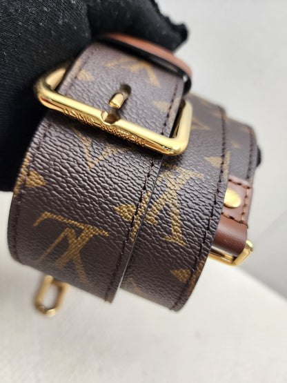 LV Reverse Monogram Papillon Trunk