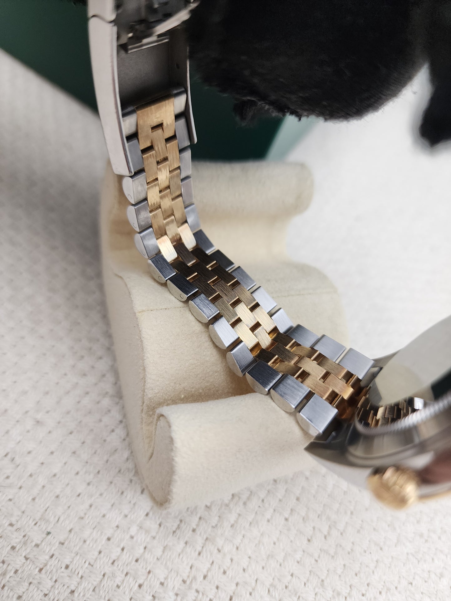 Rolex Black 18K Gold x Steel Datejust 41mm Auto Watch 126333-0006