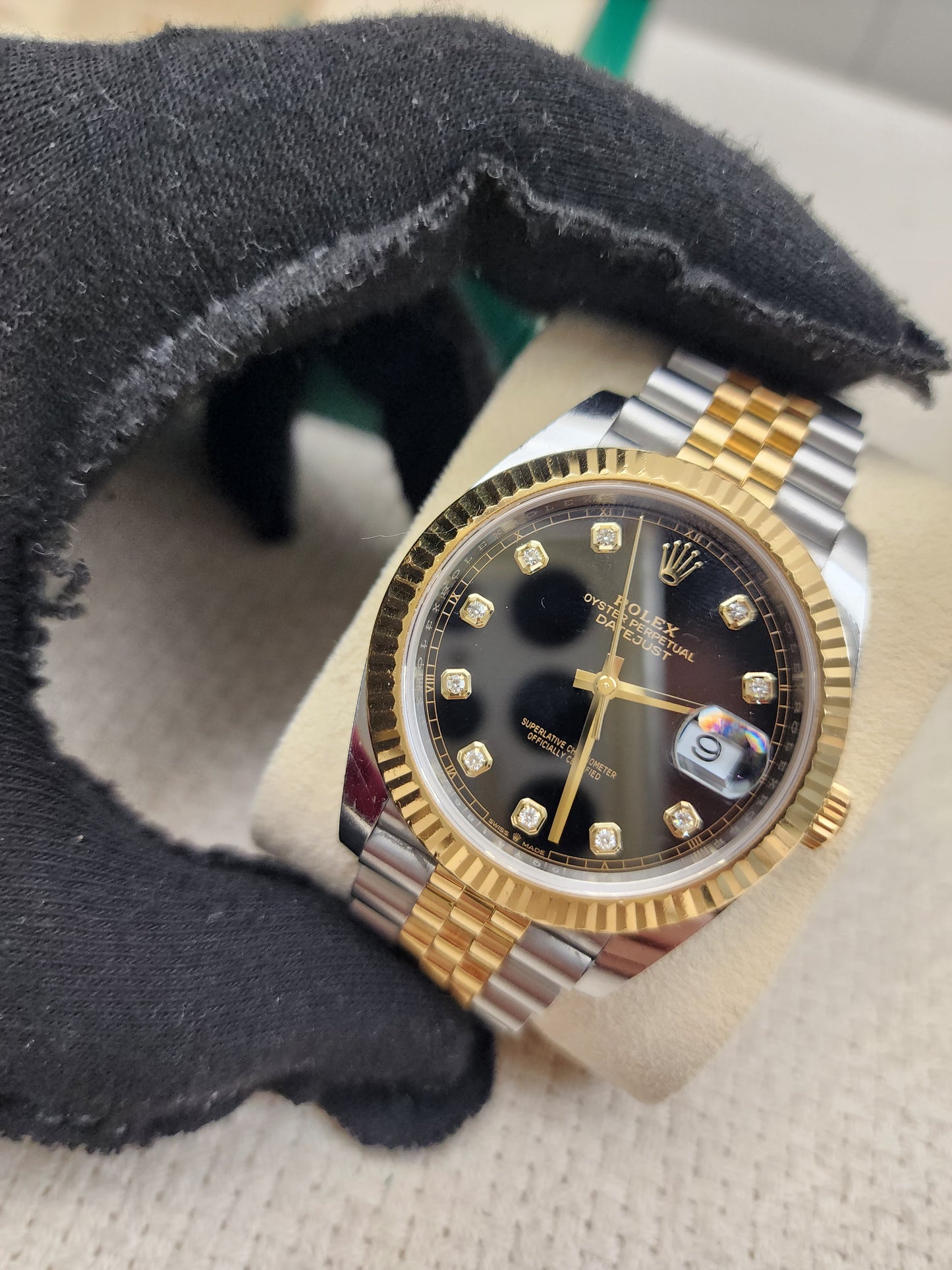 Rolex Black 18K Gold x Steel Datejust 41mm Auto Watch 126333-0006