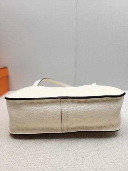 Hermes Nata Clemence Halzan 25 (GHW)