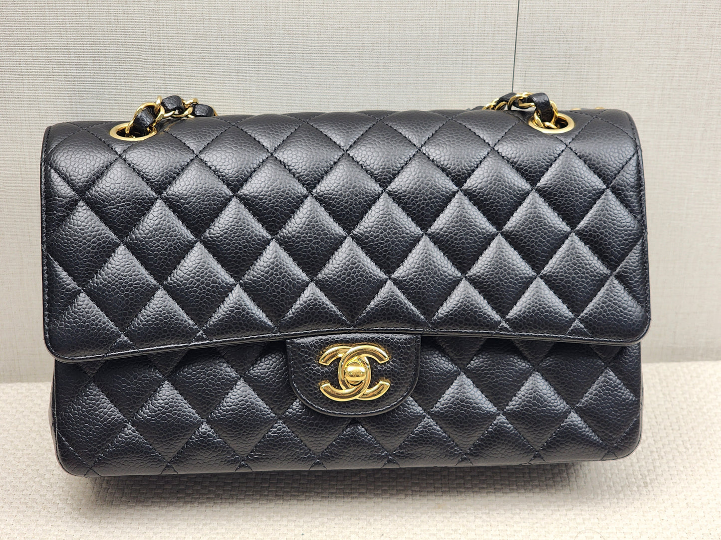 Chanel Black Caviar Medium CF (GHW)