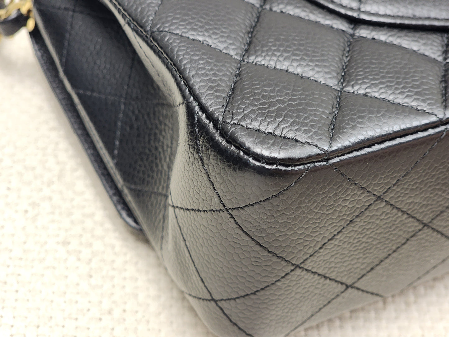 Chanel Black Caviar Medium CF (GHW)