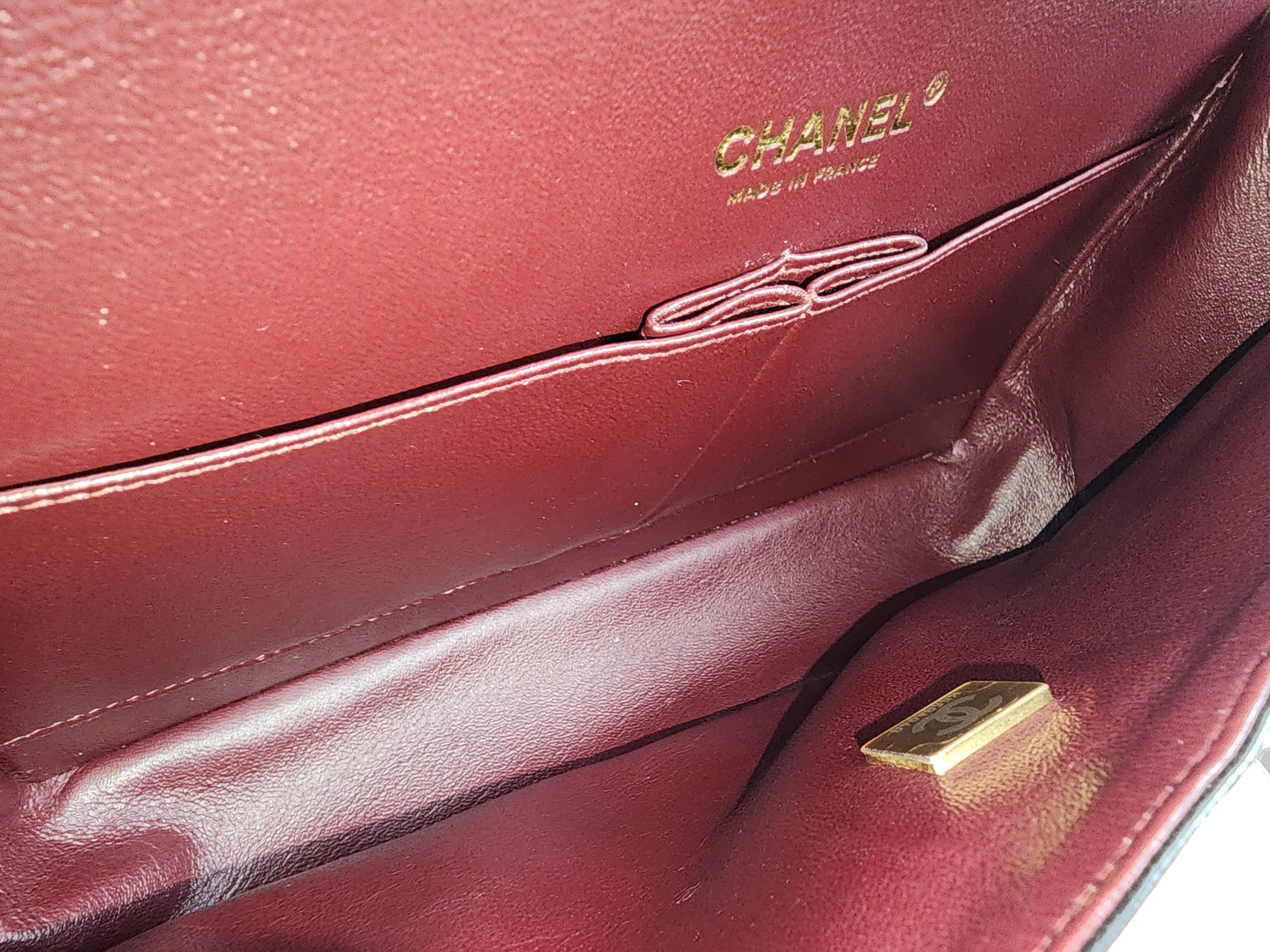 Chanel Black Caviar Medium CF (GHW)