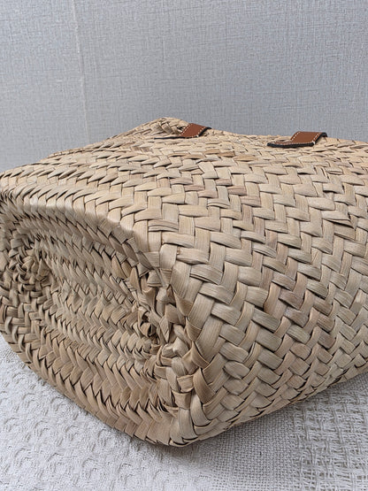 Celine Tan Teen Classic Pamier