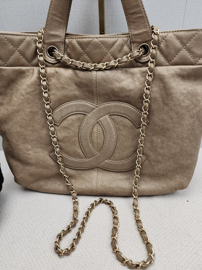 Chanel Metallic Gold Calfskin Large Trianon Tote (GHW)