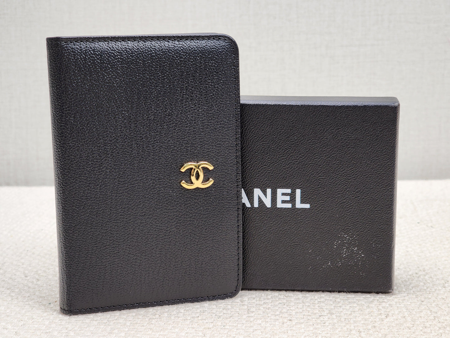 Chanel Black Goatskin Vintage Pocket Organizer (GHW)