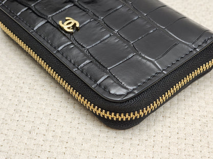 Chanel Black Croc Embossed Zippy Card Holder (GHW)