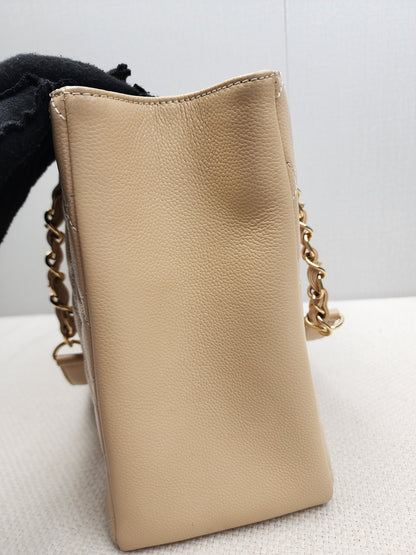 Chanel Beige Caviar GST (GHW)