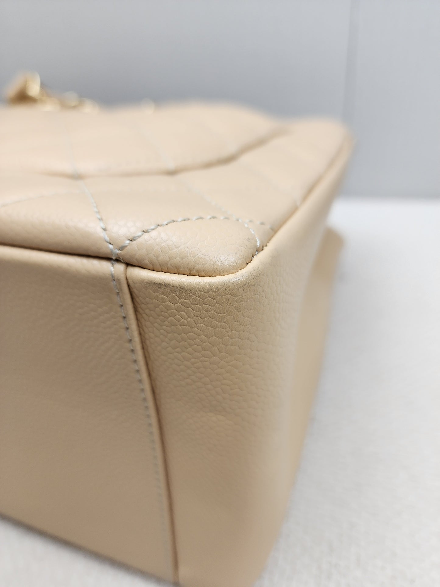 Chanel Beige Caviar GST (GHW)