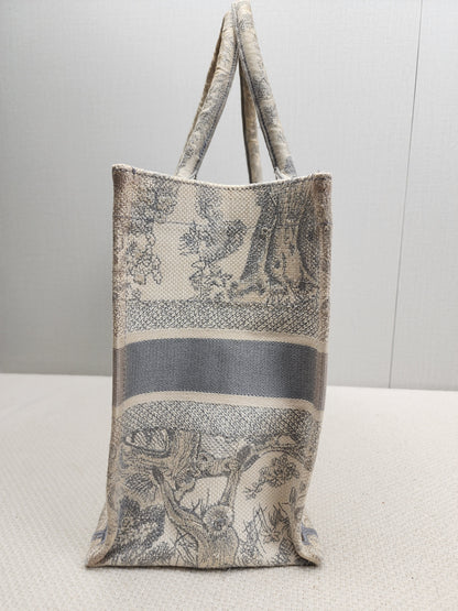 Dior Grey Toile De Jouy Medium Book Tote