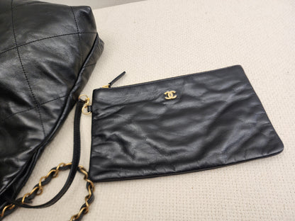 Chanel Black Calfskin Small 22 (GHW)