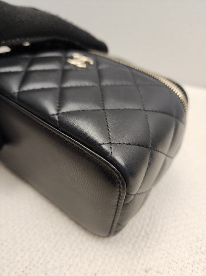 Chanel Black Lambskin Vanity with Top Handle (LGHW)