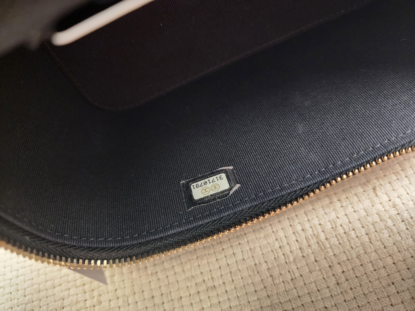 Chanel Black Lambskin Vanity with Top Handle (LGHW)