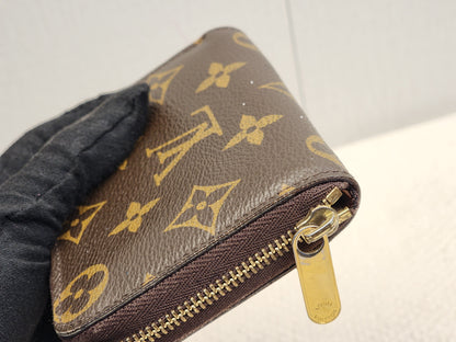 LV Monogram Zippy Coin Wallet