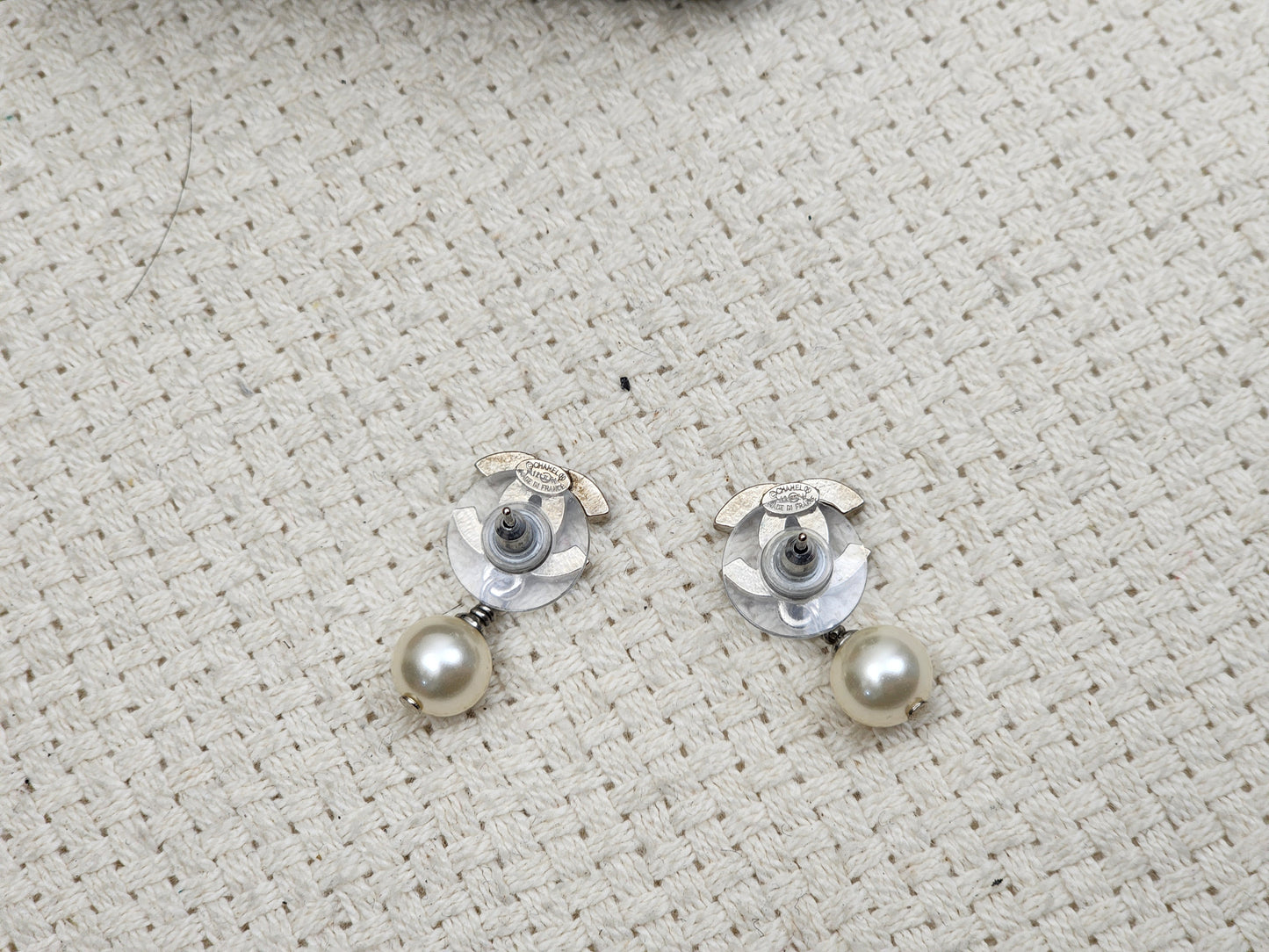 Chanel Silver Mini CC with Pearl Earrings
