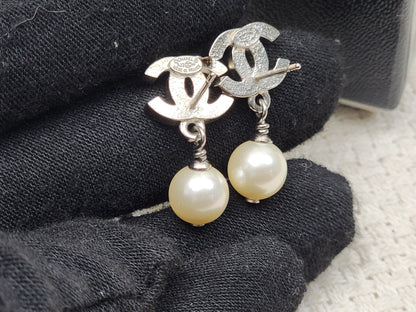 Chanel Silver Mini CC with Pearl Earrings