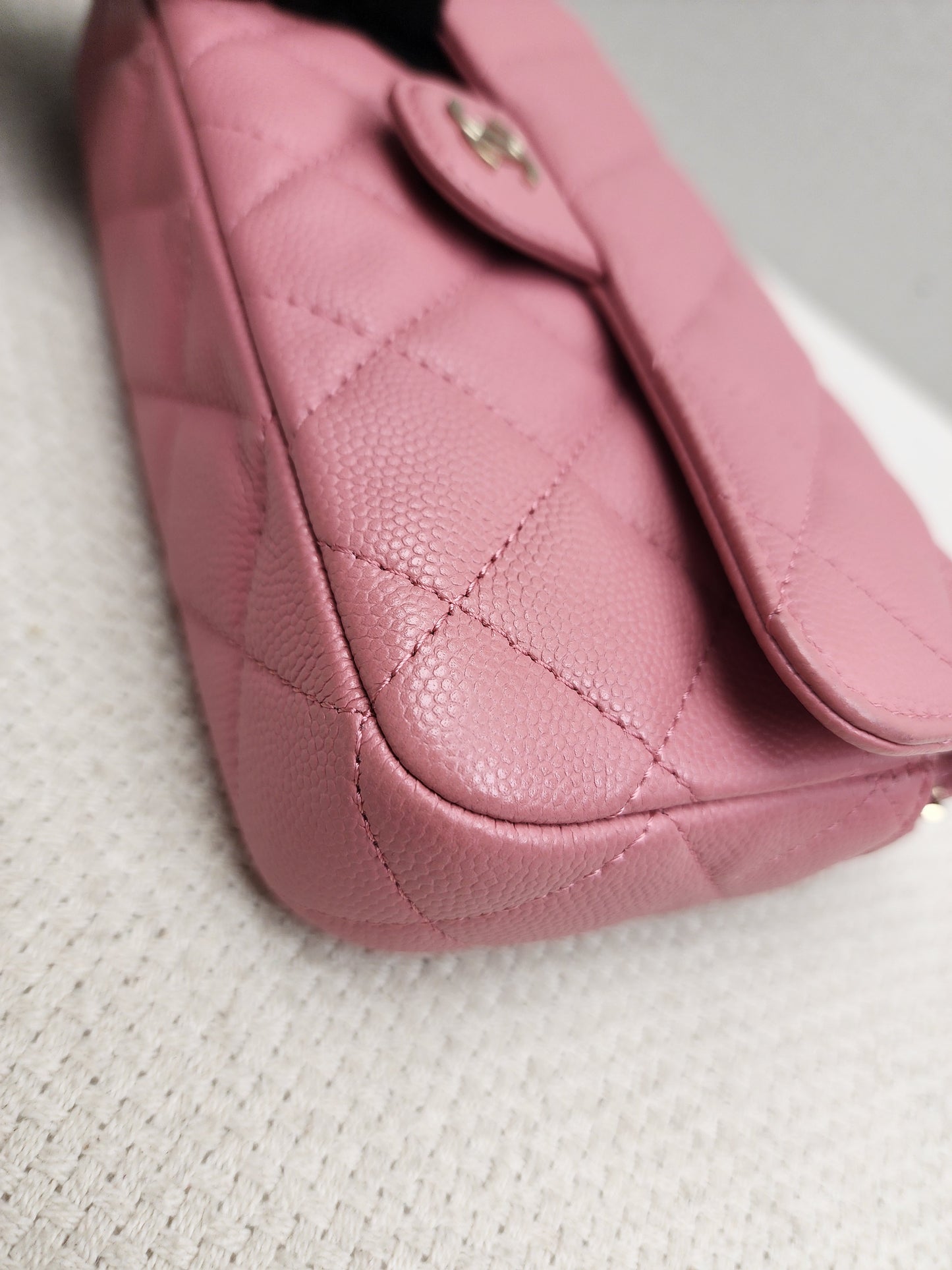 Chanel Pink Caviar Flap Phone Holder w Chain (LGHW)