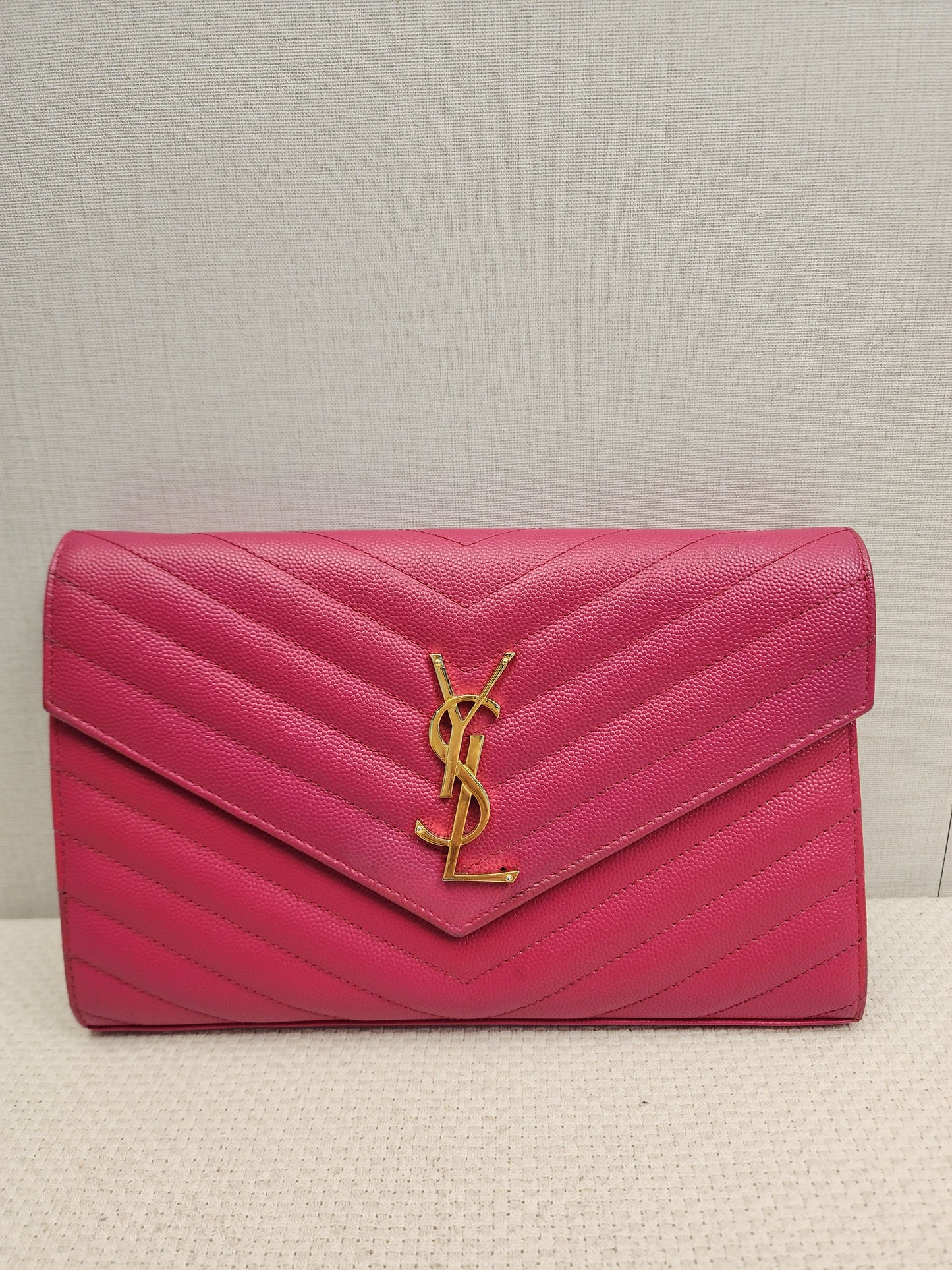 YSL Hot Pink Grain de Poudre Classic Cassandra WOC (GHW)