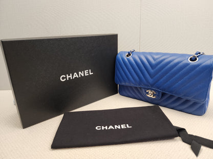 Chanel Royal Blue Caviar Medium CF (SHW)