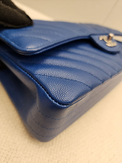 Chanel Royal Blue Caviar Medium CF (SHW)