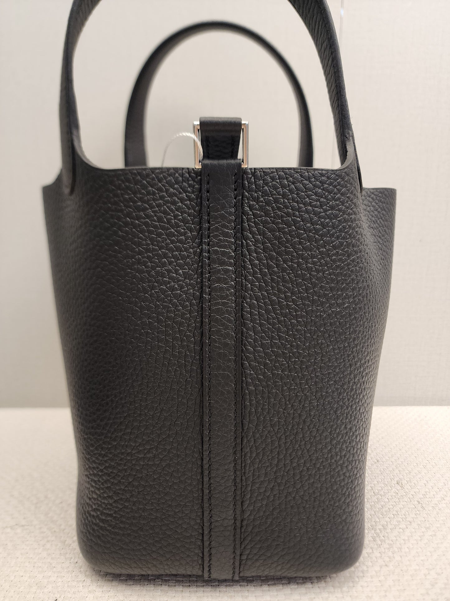Hermes Noir Picotin 18 (PHW)