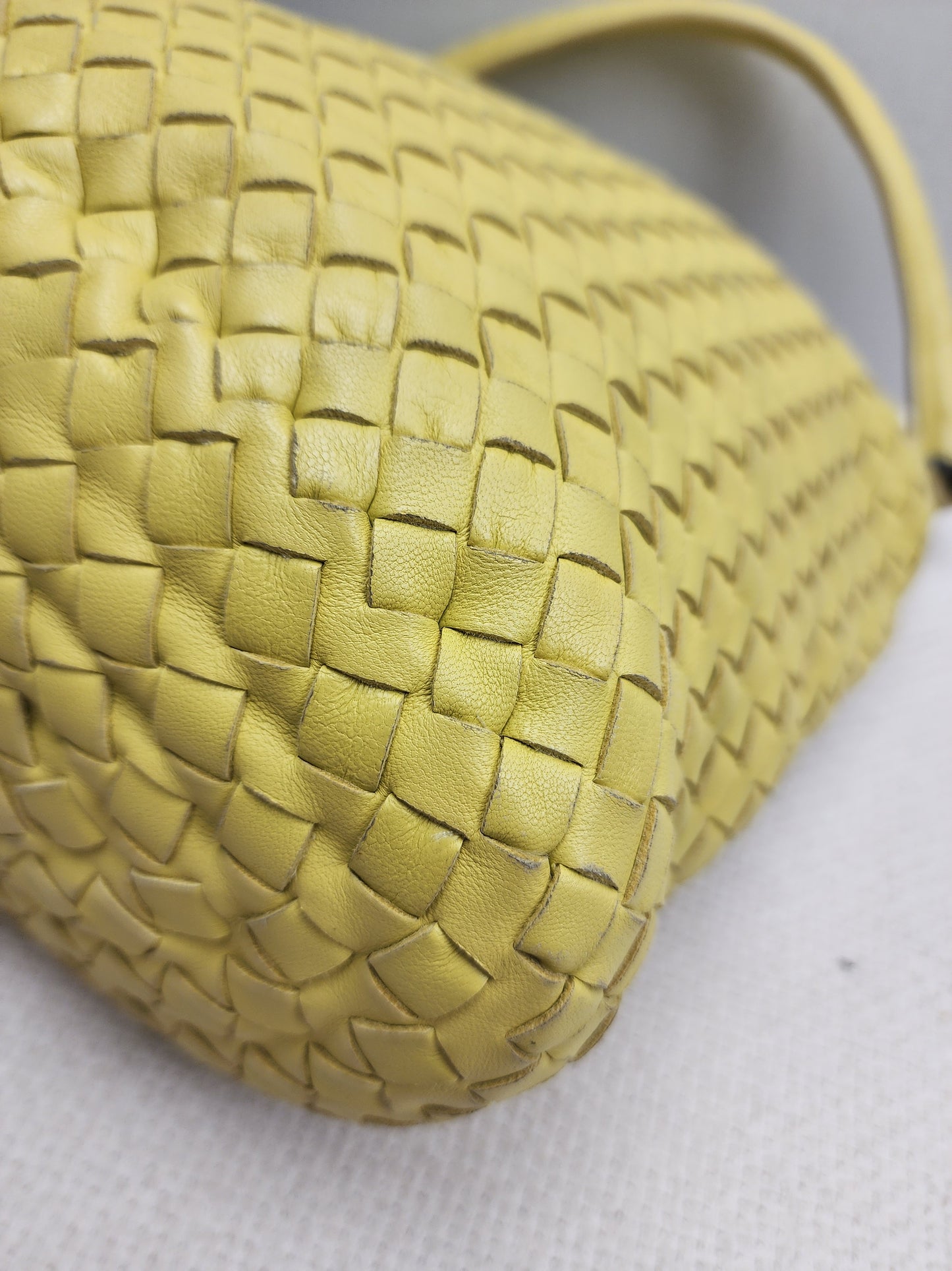 Bottega Veneta Yellow Intrecciato Nappa Bucket Bag
