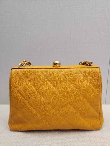 Chanel Orange Caviar Vintage Kisslock Clutch on Chain (GHW)