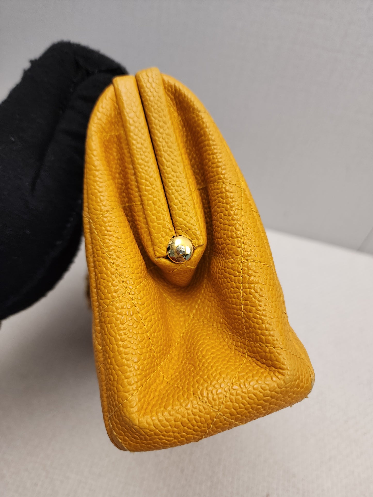 Chanel Orange Caviar Vintage Kisslock Clutch on Chain (GHW)