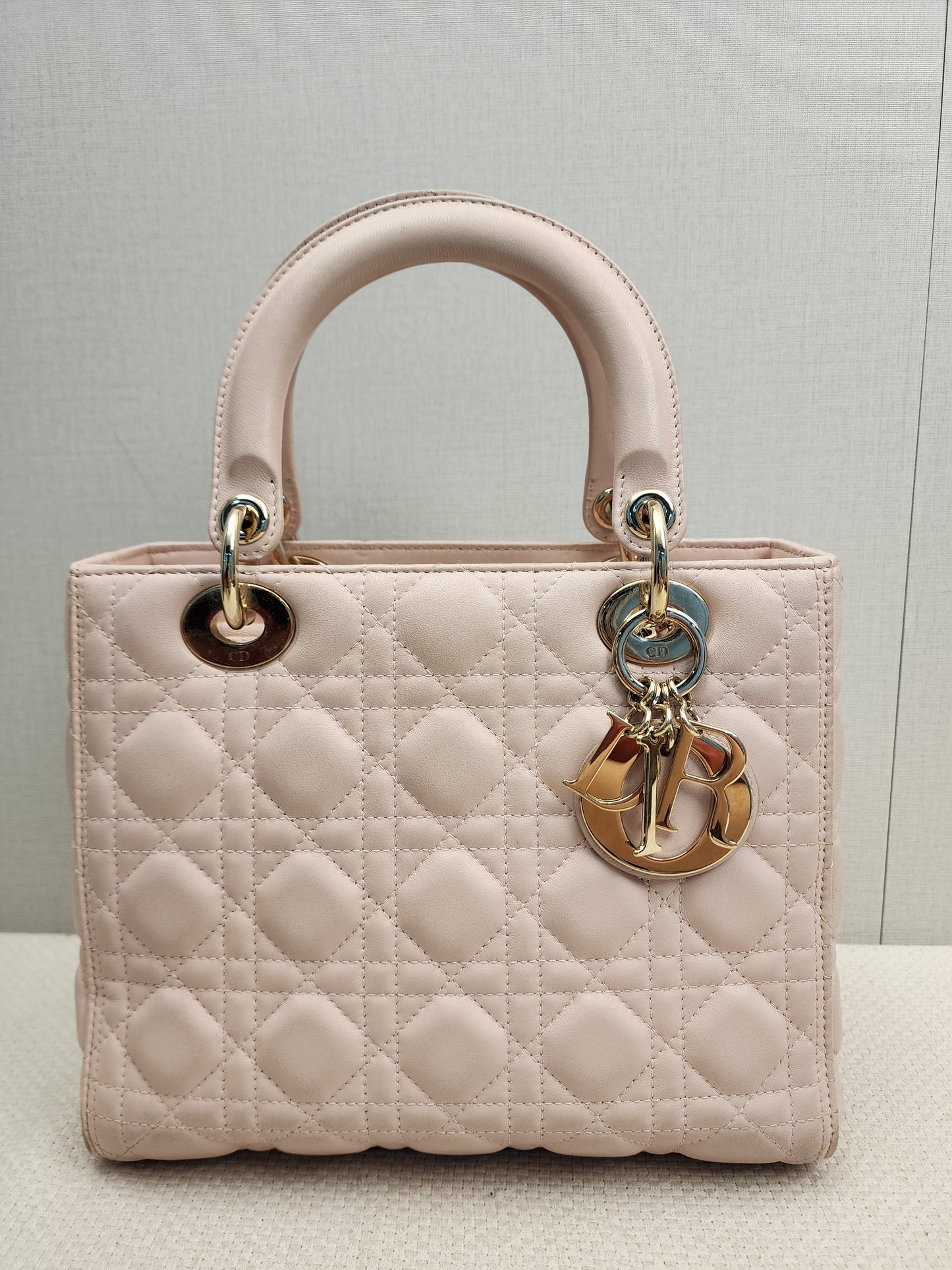 Dior Light Pink Lambskin Medium Lady D (LGHW)