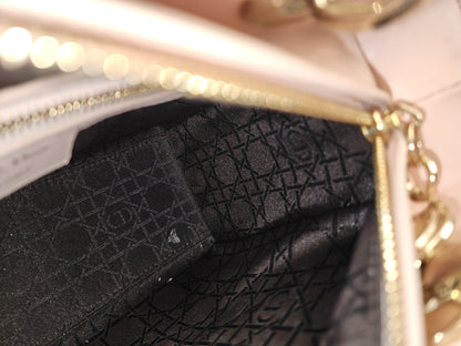 Dior Light Pink Lambskin Medium Lady D (LGHW)