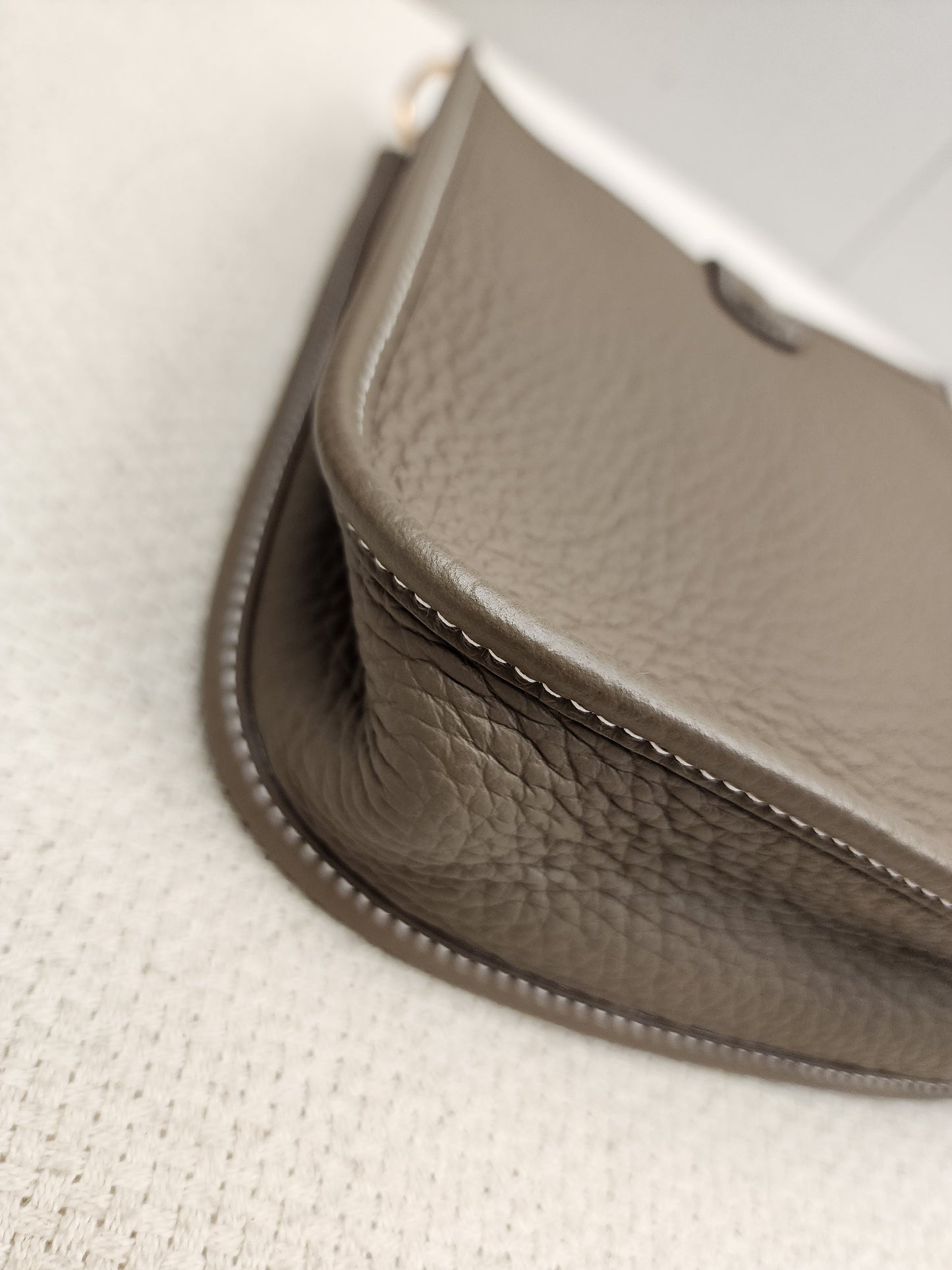 Hermes Etoupe x Bleu Indigo Mini Evelyne (GHW)