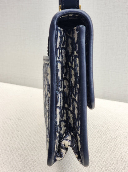 Dior Navy Oblique 30 Montaigne Bag (GHW)