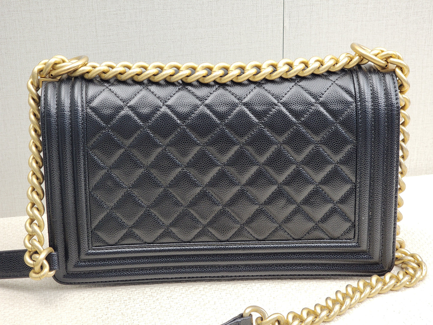 Chanel Black Caviar Old Medium Boy (GHW)