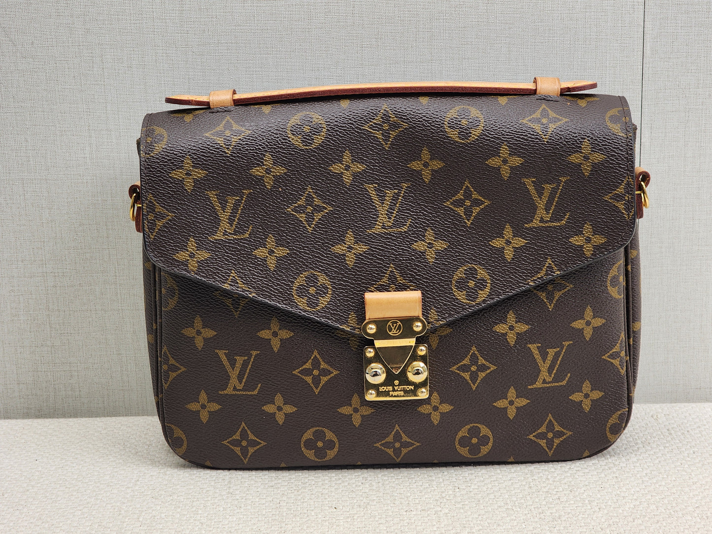LV Monogram Metis