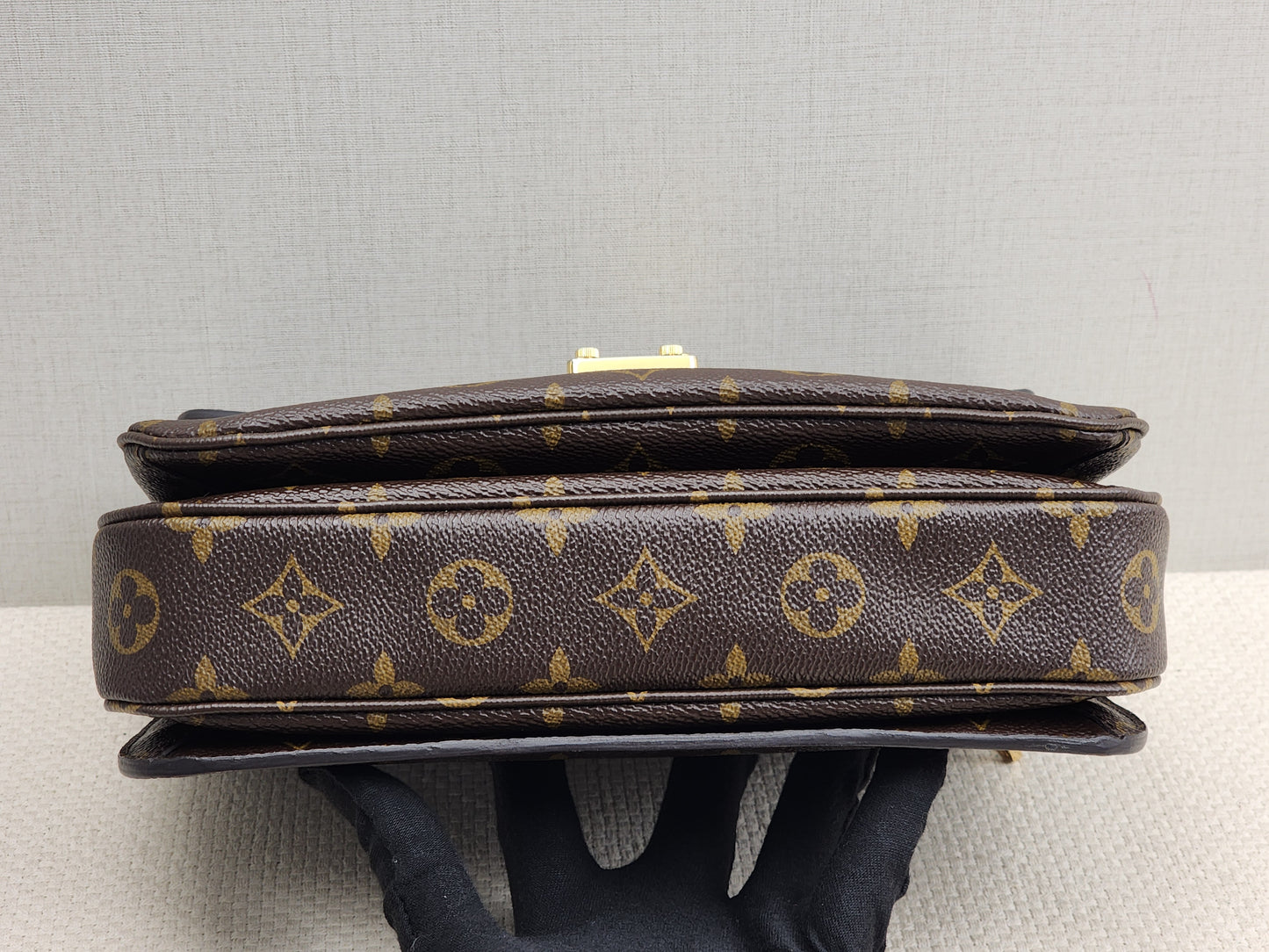 LV Monogram Metis