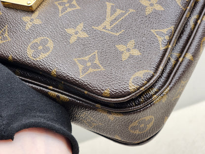 LV Monogram Metis